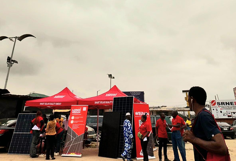 A WERAN Solar úttörő arénája piacaktiválása Lagosban, Nigériában